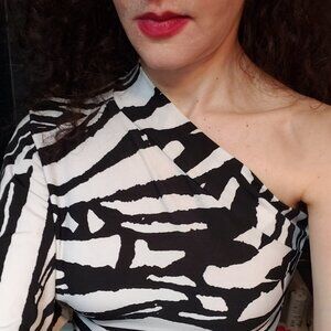 Studio Gang One Shoulder Cropped Shirt With Single Wing Sleeve